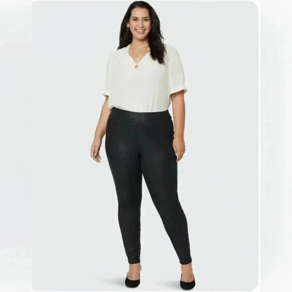 NYDJ Women's Plus Black‎ Coated Legging Sz 3X